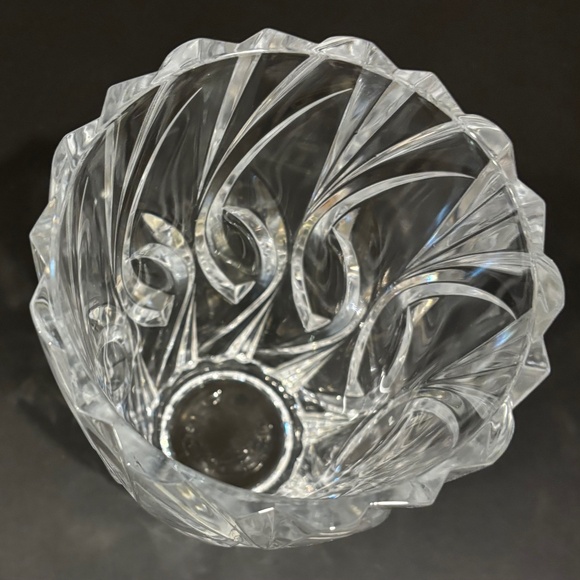 Cristal d'Arques "Vizille" Flower Vase - Picture 2 of 3